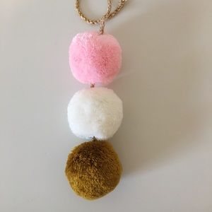 NWOT Nena & Co. - Triple Pom